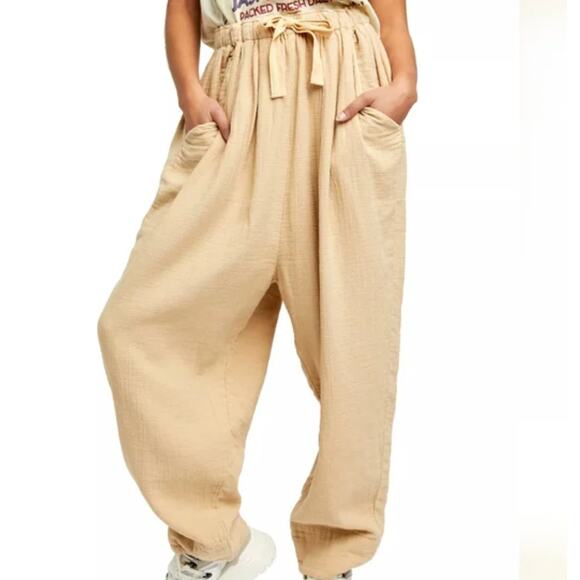 Free People Size Small Pants Essential Double Cloth Linen Harem Beige OB1308301 - Picture 1 of 4
